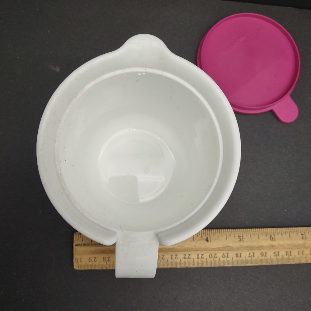 Vintage 1980s Tupperware Creamer, white with pink lid 2309A-4, 2311A-6